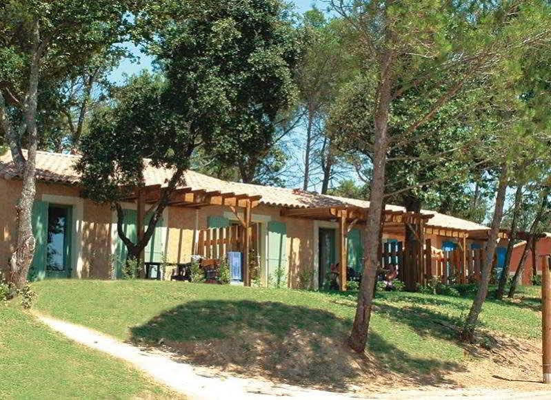 Lagrange Vacances Les Mazets De Gaujac Gaujac  Eksteriør billede
